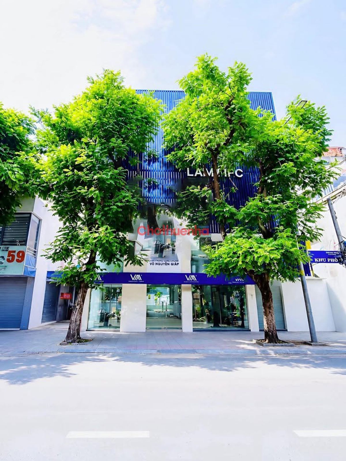 CHO THUÊ NHÀ MẶT TIỀN 01 PHAN VĂN TRƯỜNG QUẬN 1 NGANG 15M CÓ THANG MÁY GIÁ TỐT