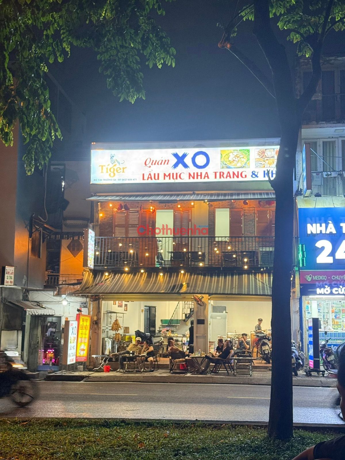 CẦN SANG GẤP QUÁN CAFE – NHẬU ĐƯỜNG TRƯỜNG SA
