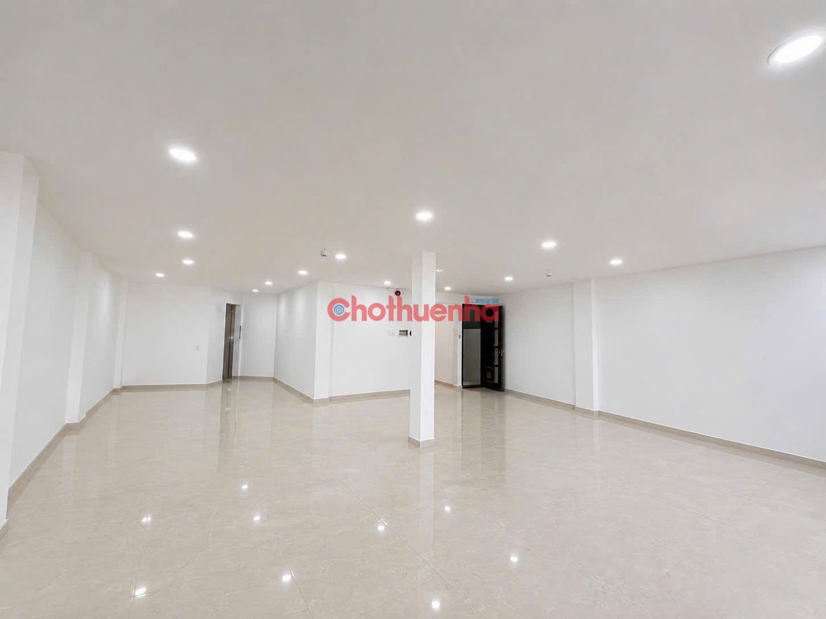 CHO THUÊ NHÀ MẶT TIỀN NGÔ GIA TỰ, PHƯỜNG VƯỜN LÀI, QUẬN 10
