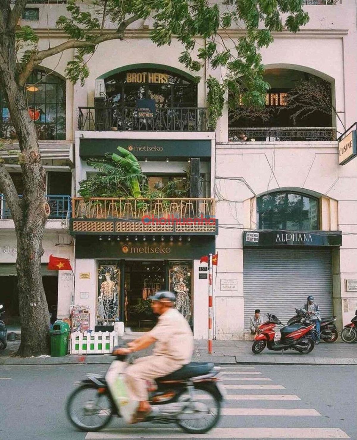 CHO THUÊ MẶT BẰNG KINH DOANH LẦU 1 – ĐỒNG KHỞI, QUẬN 1