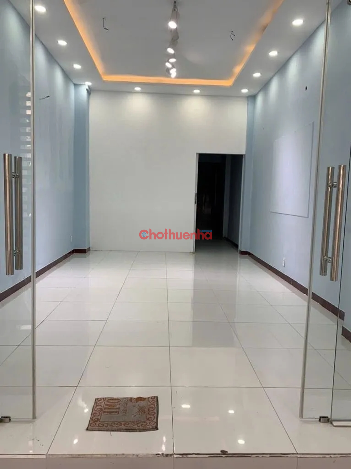 CHO THUÊ NHÀ MẶT TIỀN SẦM SƠN TÂN BÌNH - KHU SÂN BAY TIỆN VẬN CHUYỂN