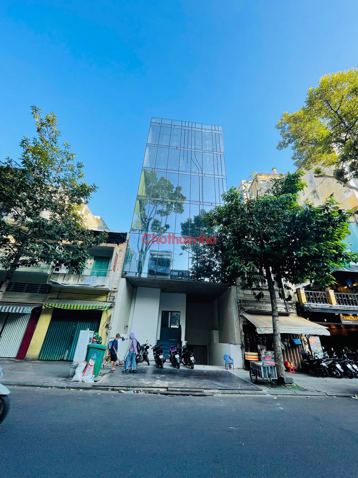CHO THUÊ TÒA NHÀ MẶT TIỀN TRUNG TÂM QUẬN 1 – NGUYỄN THÁI BÌNH, VỊ TRÍ KINH DOANH ĐẮC ĐỊA