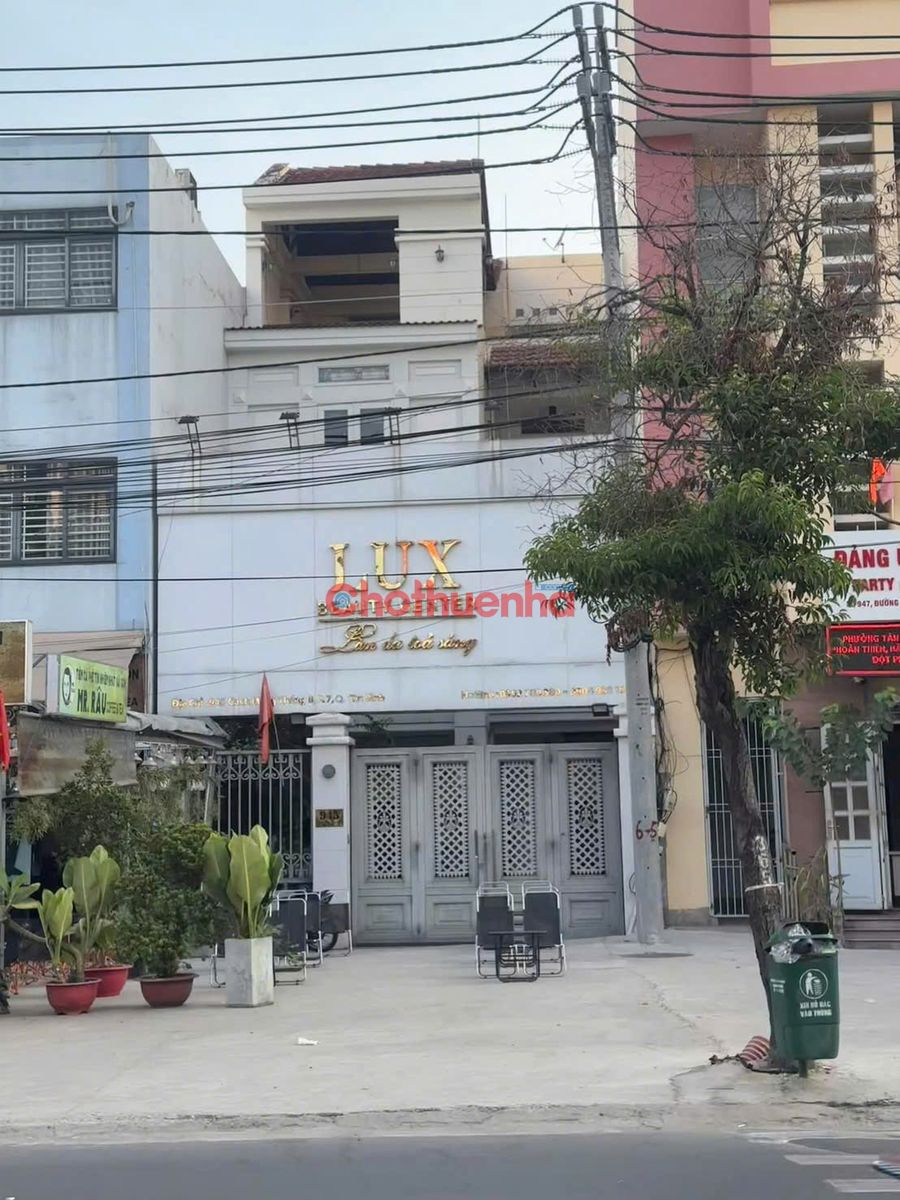 CHO THUÊ NHÀ ĐƯỜNG CÁCH MẠNG THÁNG 8, QUẬN TÂN BÌNH – 7.2x53.8M – TRỆT 3 LẦU