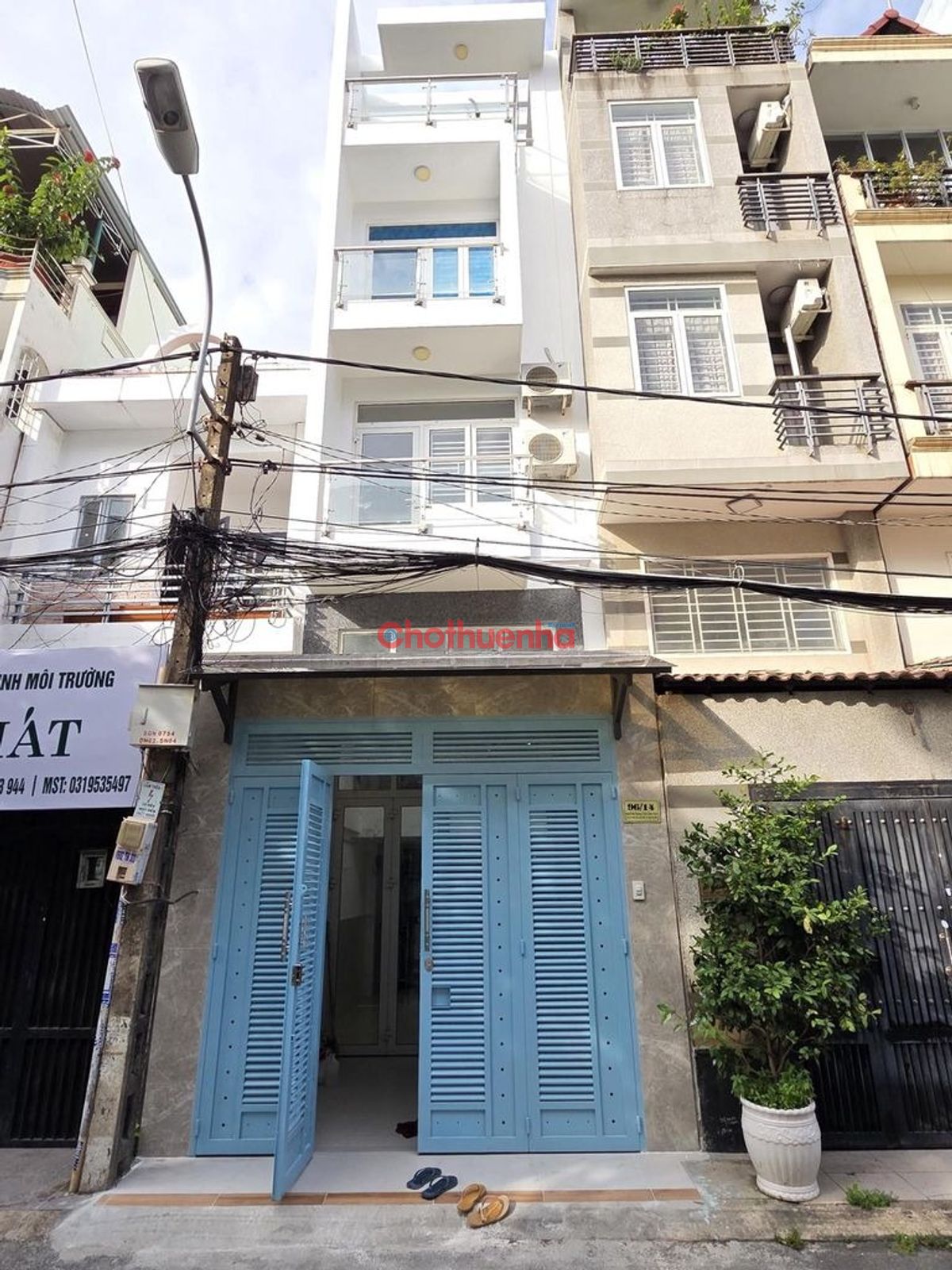 CHO THUÊ NHÀ MẶT TIỀN NGUYỄN VĂN THƯƠNG - NHÀ MỚI ĐẸP - ĐẬU Ô TÔ THOẢI MÁI