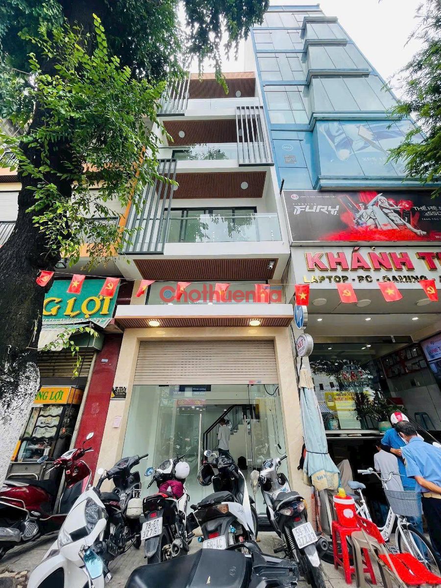 CHO THUÊ NHÀ MẶT TIỀN VÕ VĂN TẦN – PHƯỜNG 5 – QUẬN 3 - NỞ HẬU 8M
