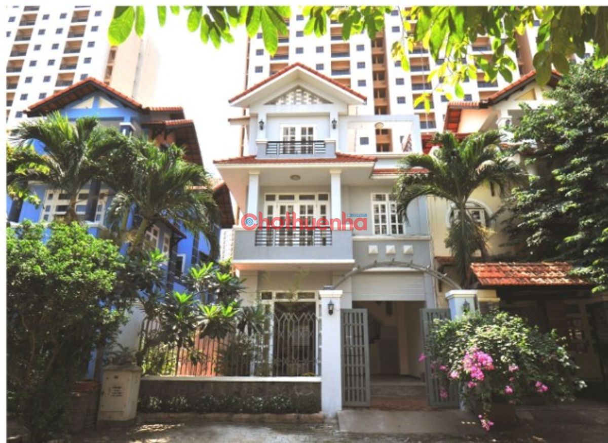 CHO THUÊ BIỆT THỰ SÂN VƯỜN QUẬN 2, 250M², 6 PHÒNG LÀM VIỆC, GIÁ 45TR