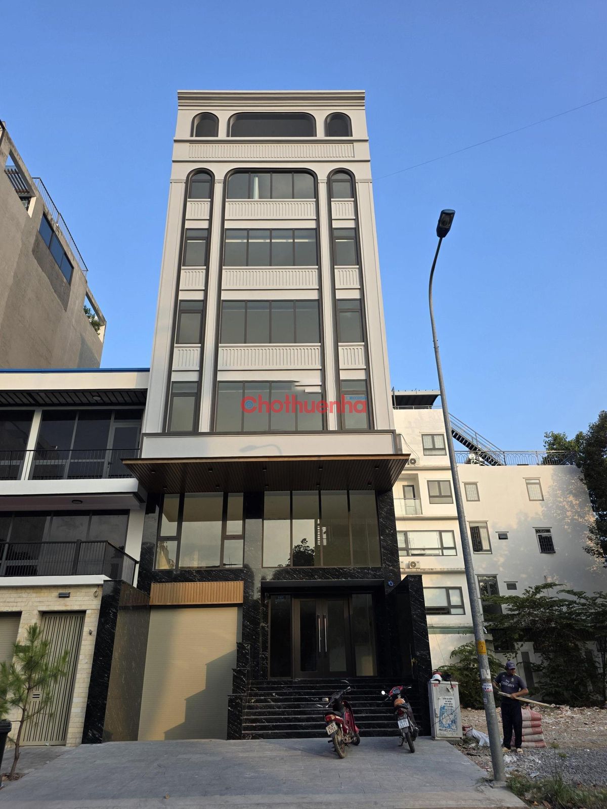 Cho thuê nhà  tại 22 Nguyễn Thanh Sơn, Phường Cát Lái, Quận 2, DT : 8x20m
