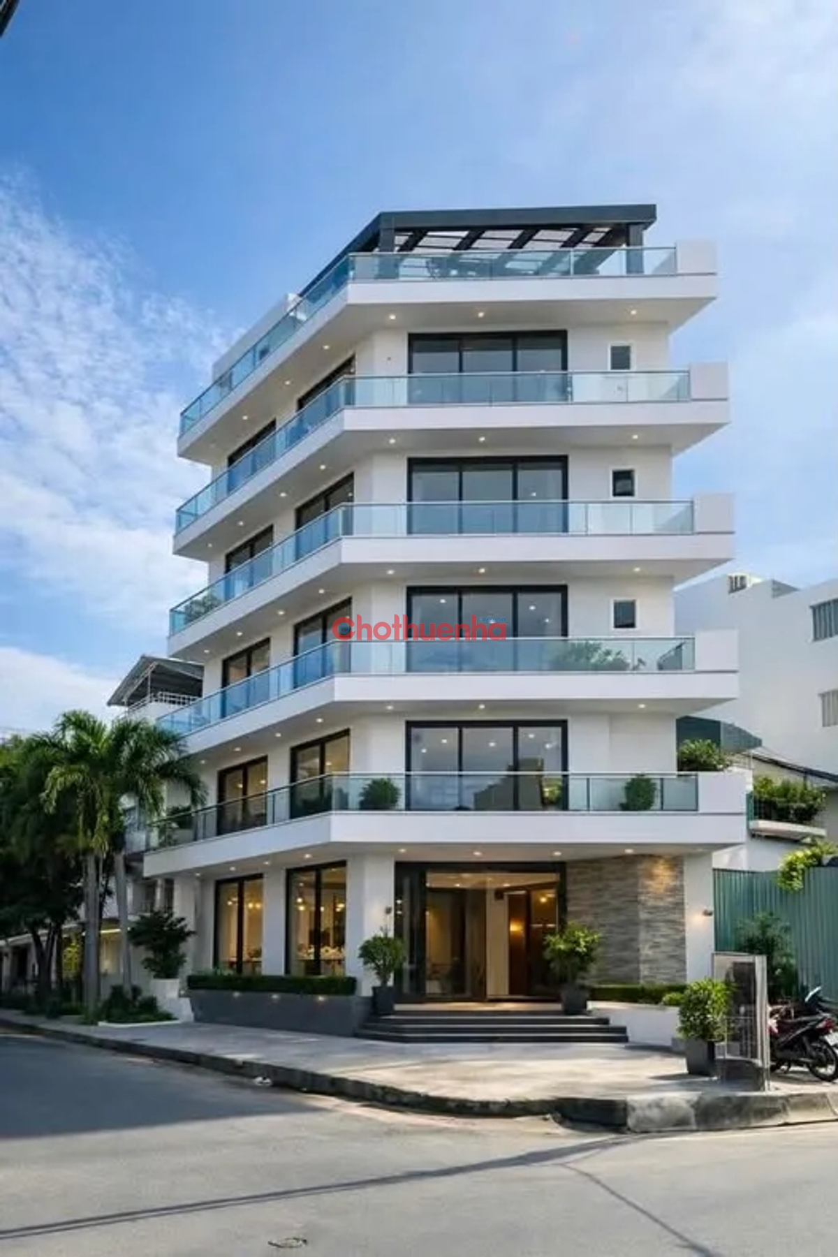 CHO THUÊ TÒA NHÀ MAI VĂN VĨNH QUẬN 7, 1 TRỆT 5 LẦU, CÓ PCCC, GIÁ 160TR