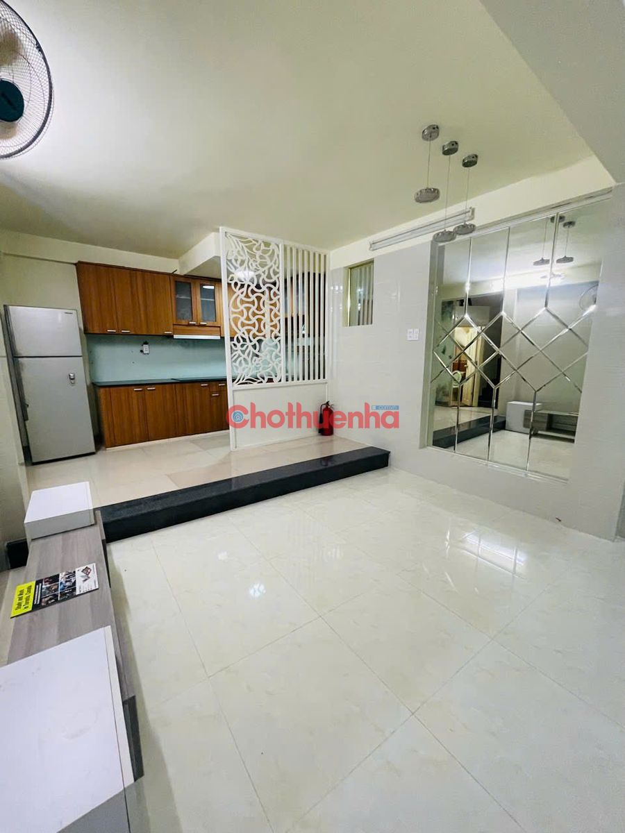 CHO THUÊ NHÀ NGUYÊN CĂN LÊ VĂN SỸ Q3 - 4PN NỘI THẤT CƠ BẢN