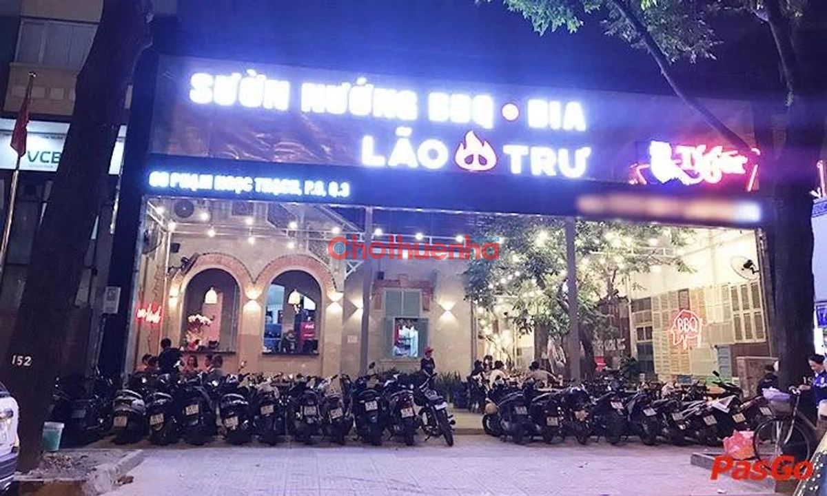 CHO THUÊ BIỆT THỰ SÂN VƯỜN 68 PHẠM NGỌC THẠCH QUẬN 3, 15X30M, GIÁ 230TR
