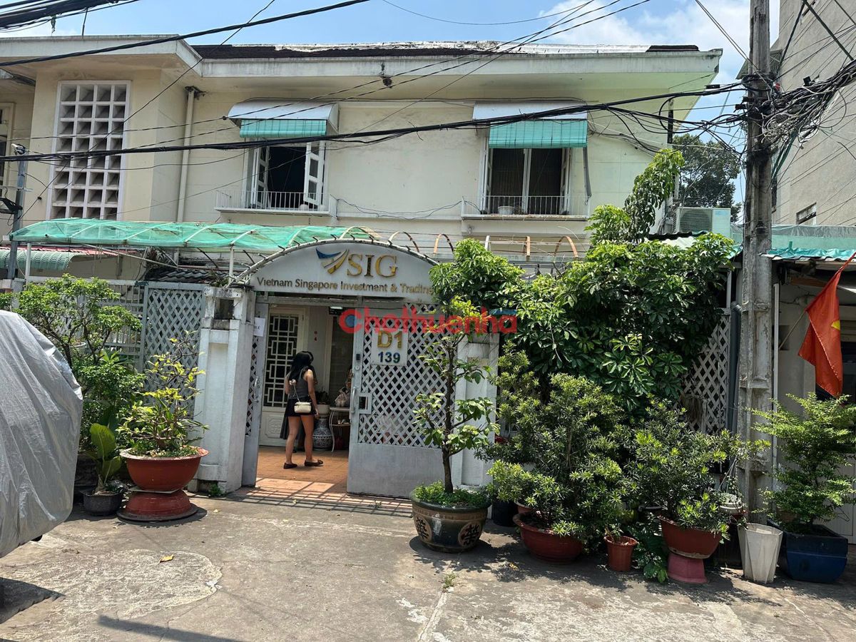Cho thuê biệt thự trệt tại đường Lý Chính Thắng, Phường Võ Thị Sáu, Quận 3, DT: 10x15m