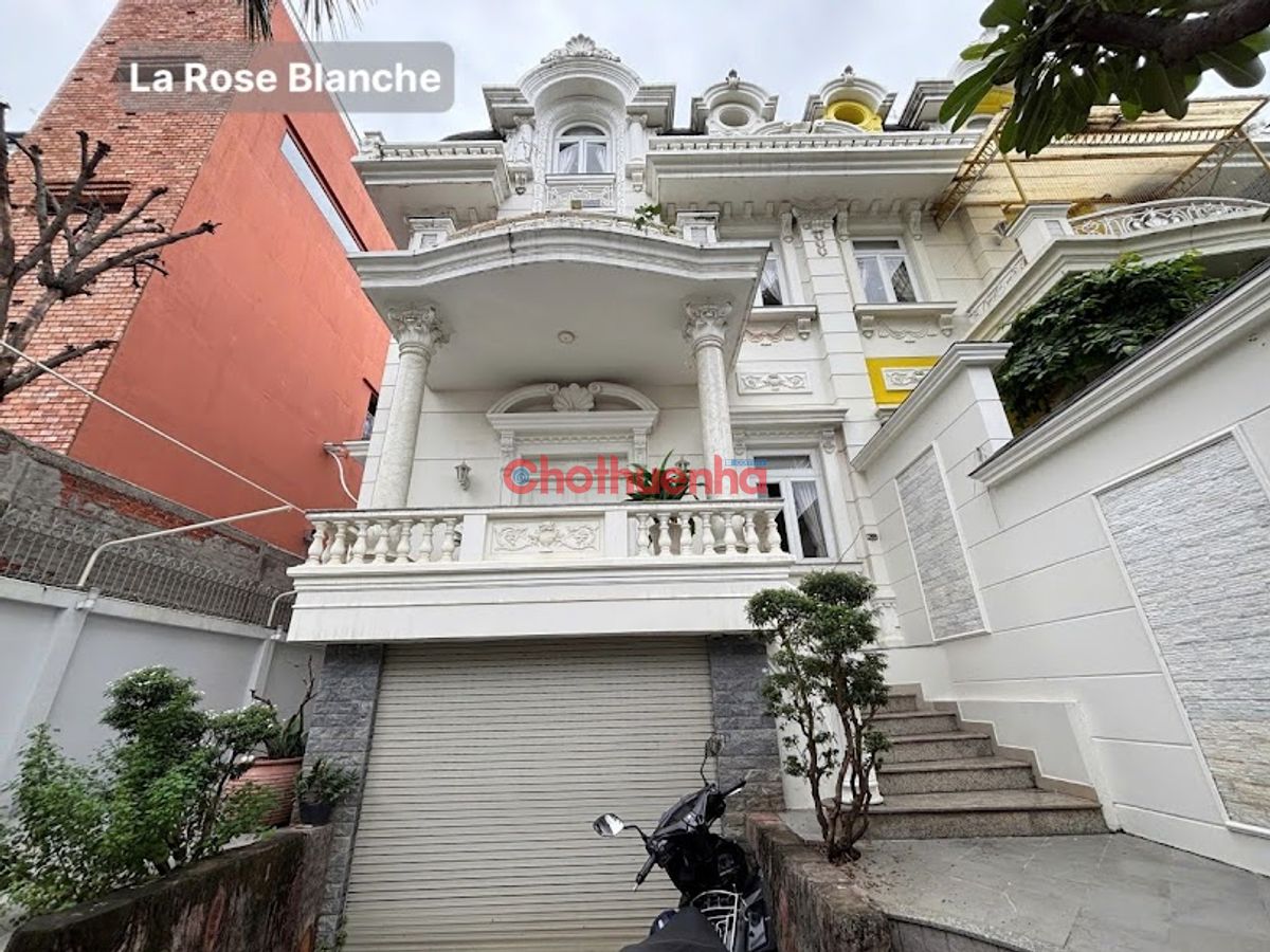 CHO THUÊ BIỆT THỰ THẢO ĐIỀN QUẬN 2 HẦM 4 TẦNG PHÙ HỢP VĂN PHÒNG & CHUYÊN GIA NƯỚC NGOÀI