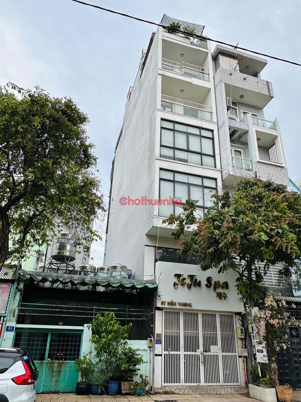 CHO THUÊ NHÀ MẶT TIỀN HIỀN VƯƠNG TÂN PHÚ, 1 TRỆT 5 LẦU, THANG MÁY, DTSD 457M²