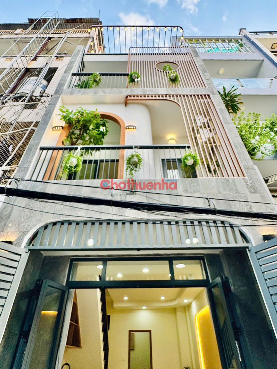 Nhà Full Nội Thất Cao Cấp 5 Phòng Ngủ Tại Bình Thạnh Dọn Vào Ở Ngay tại BÌNH THẠNH