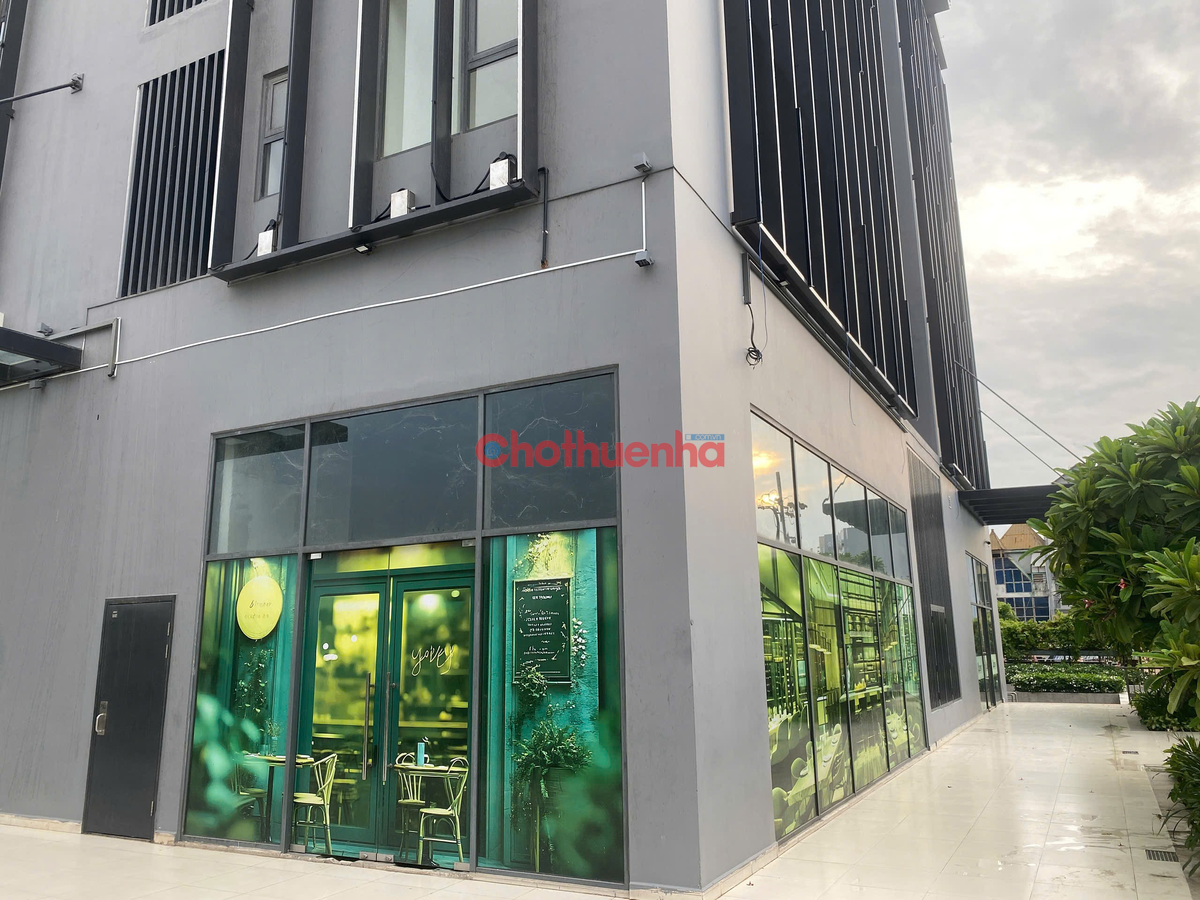 CHO THUÊ SHOPHOUSE MẶT TIỀN NGUYỄN VĂN LINH QUẬN 7 DIỆN TÍCH 132M²
