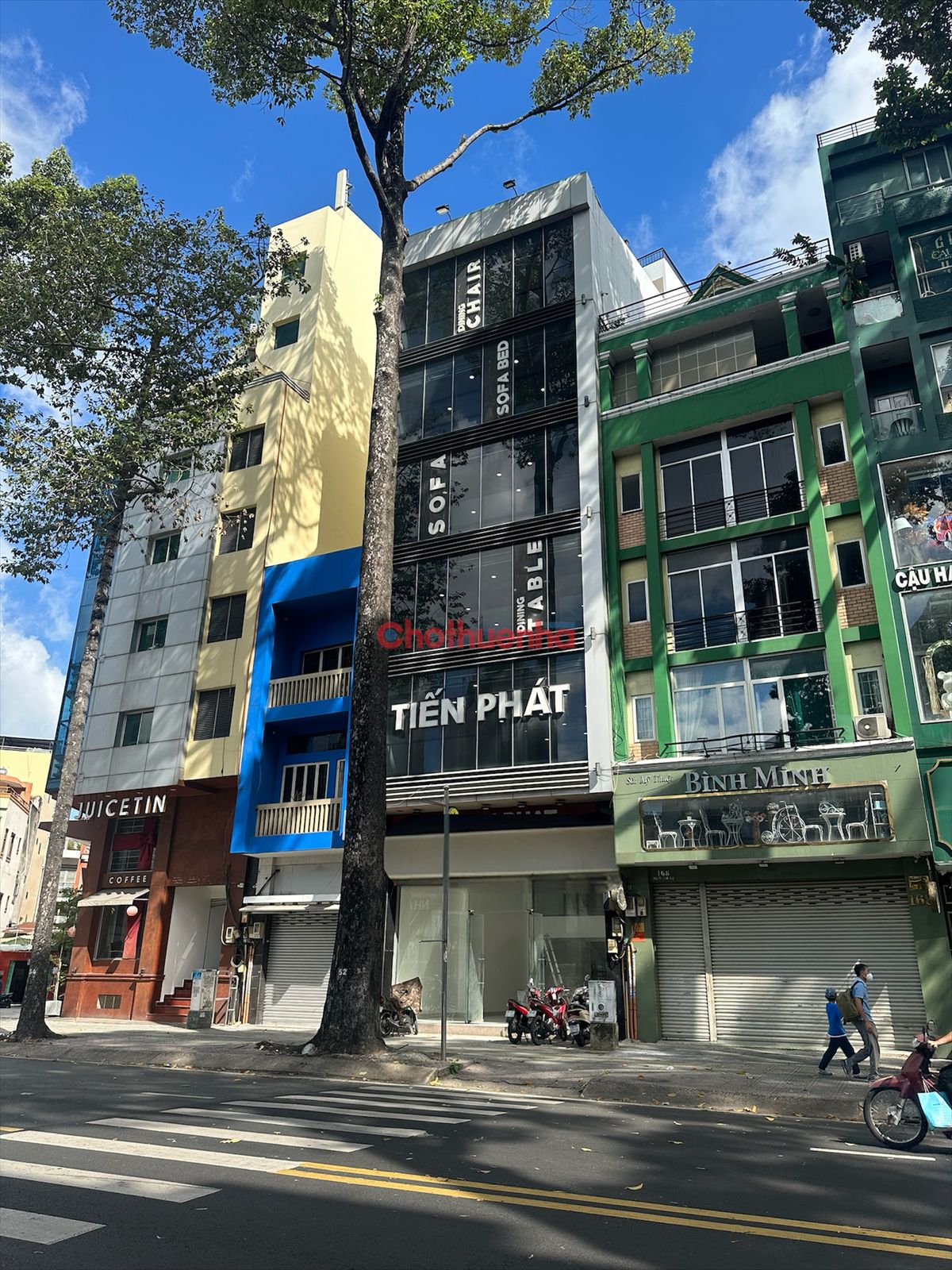 Cho thuê nhà mặt tiền Ngô Gia Tự, Quận 10 - ngang 7m có thang máy