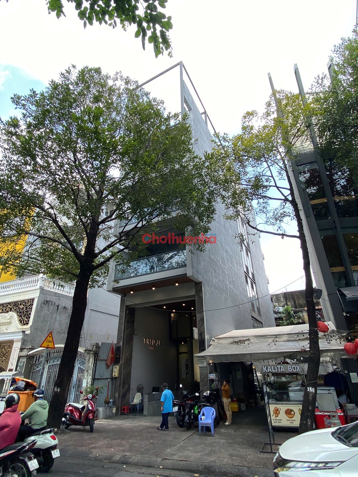 CHO THUÊ TÒA NHÀ ĐẸP TRƯỜNG SA (1.000M2) - CÓ THANG MÁY, PCCC, QUẬN BÌNH THẠNH