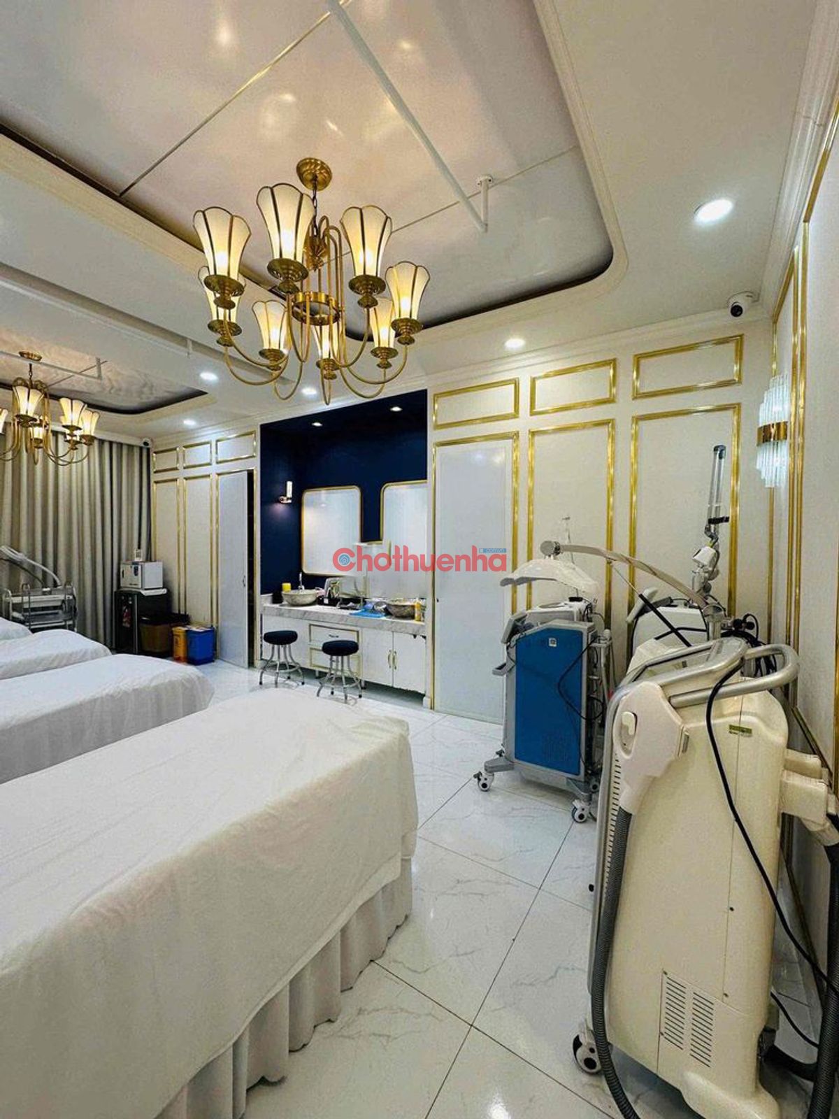 CHO THUÊ NHÀ MẶT TIỀN NGUYỄN ĐÌNH CHIỂU, PHƯỜNG 3, QUẬN 3  VỊ TRÍ ĐẸP, PHÙ HỢP KINH DOANH