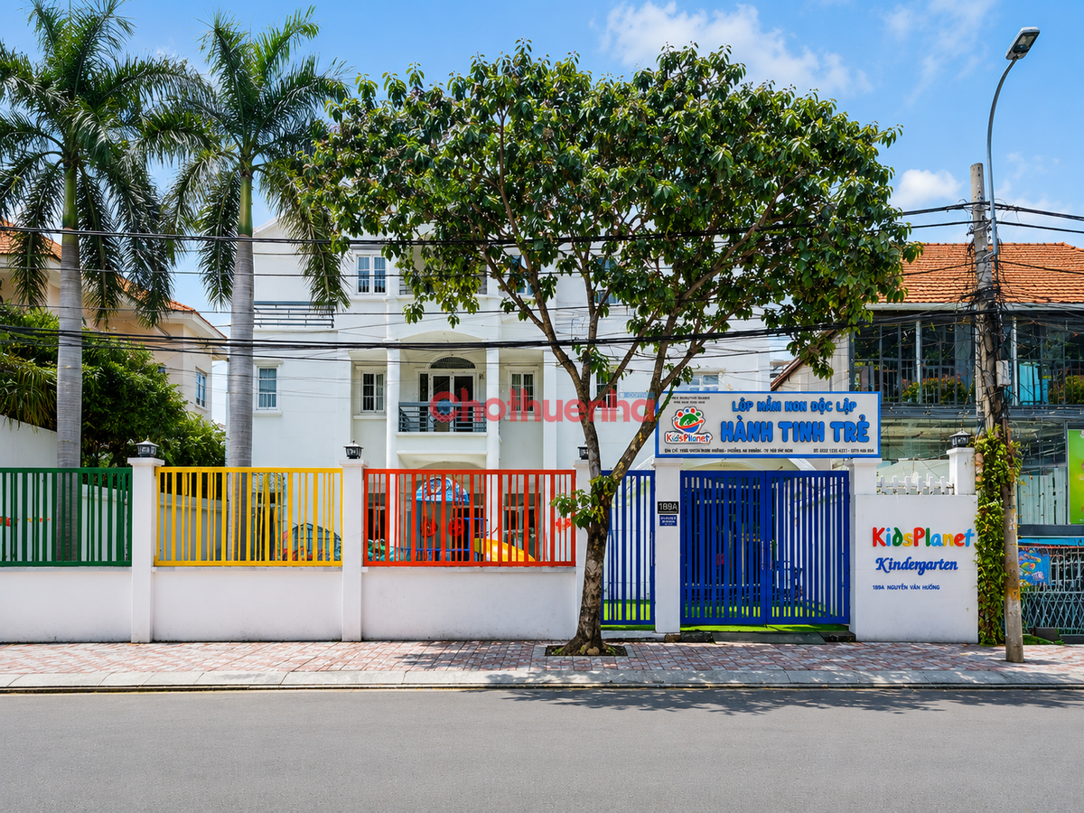 CHO THUÊ BIỆT THỰ MẶT TIỀN NGUYỄN VĂN HƯỞNG THẢO ĐIỀN 1.200M² ĐẤT SÂN VƯỜN