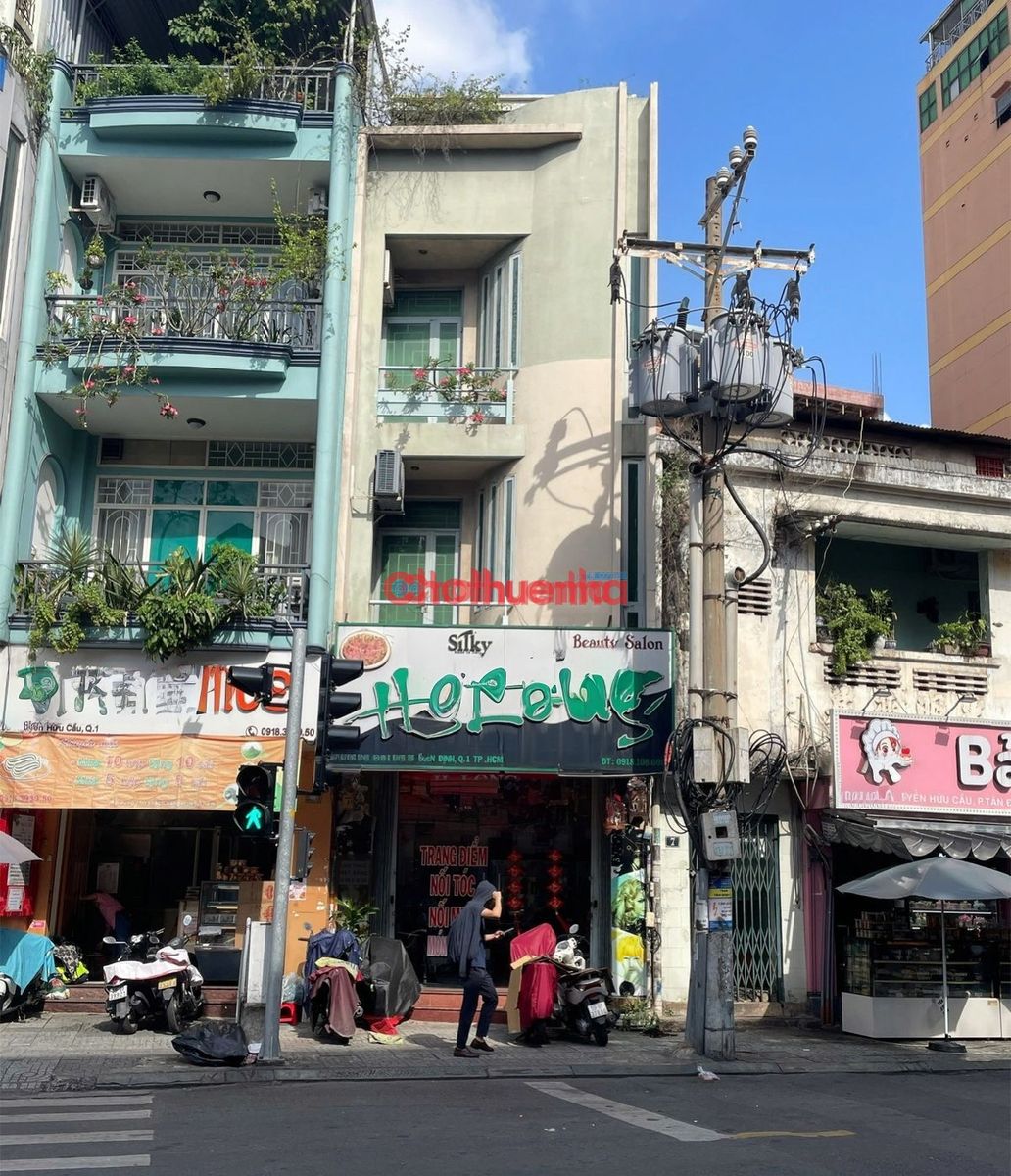 CHO THUÊ NHÀ MT NGUYỄN HỮU CẦU, QUẬN 1 – NGAY NGÃ 5 – TRỆT LỬNG 2 LẦU SÂN THƯỢNG
