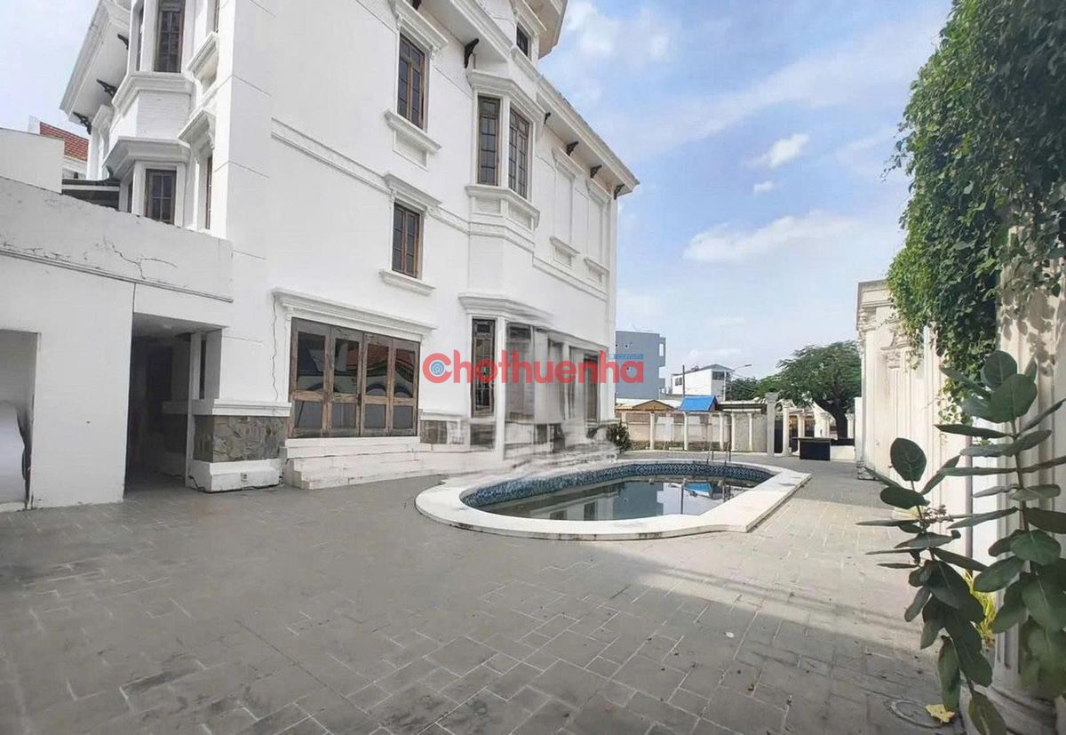 CHO THUÊ BIỆT THỰ CAO CẤP CÓ HỒ BƠI – ĐƯỜNG NGUYỄN Ư DĨ, PHƯỜNG THẢO ĐIỀN, QUẬN 2