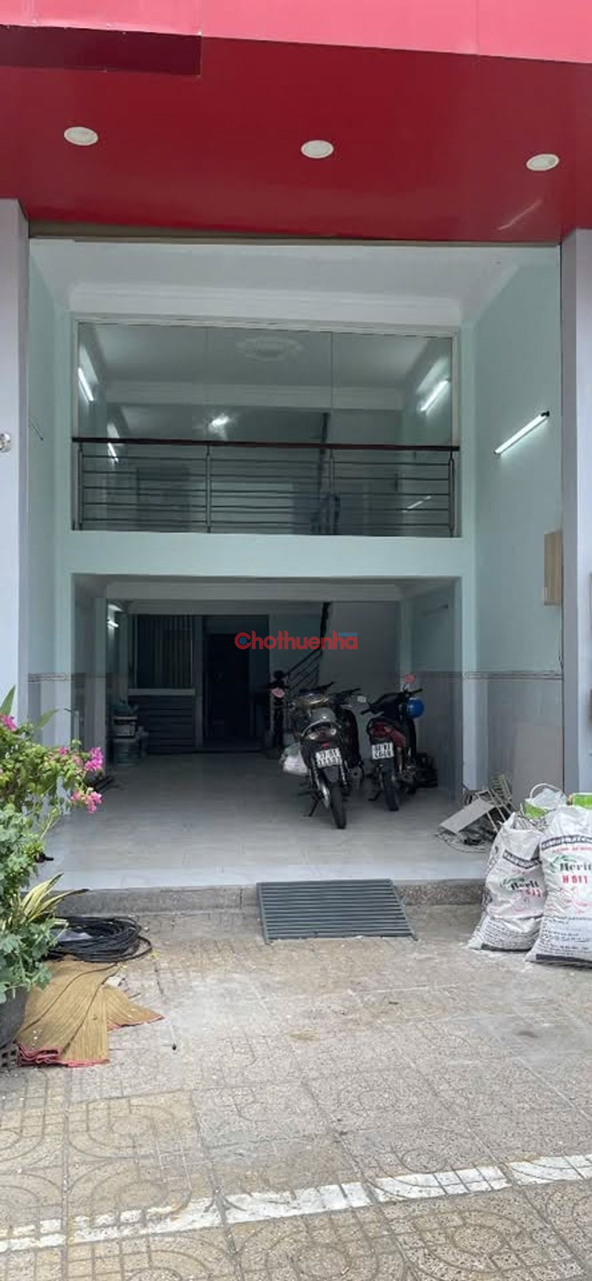 CHO THUÊ NHÀ MẶT TIỀN ĐƯỜNG 3/2 - MỚI ĐẸP - PHÒNG KHÁM, VĂN PHÒNG