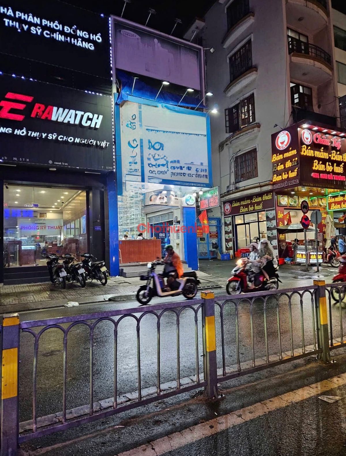 Cho Thuê Nhà Mặt Tiền 431 Hai Bà Trưng, Phường 8 , Quận 3, DT: 4.4x16m
