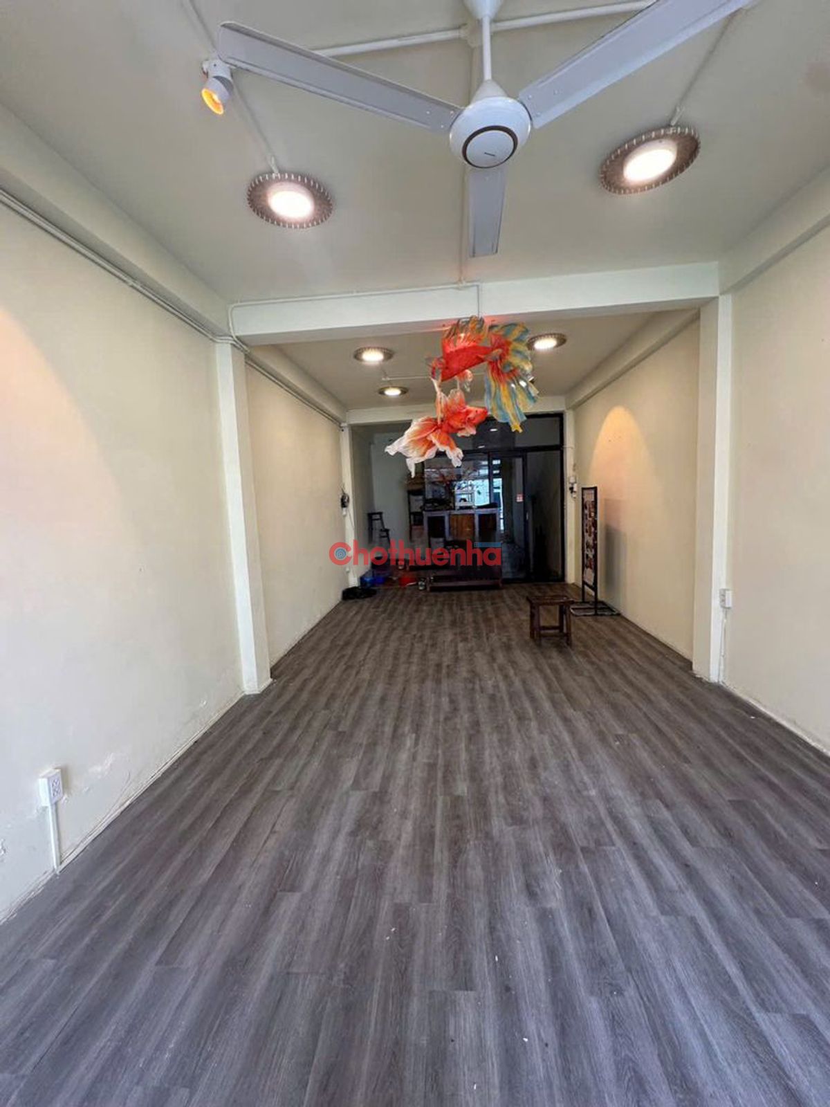Chính chủ cần cho thuê mặt bằng tầng 2 tại địa chỉ  Đặng Thị Nhu, Phường Bến Thành, Quận 1
