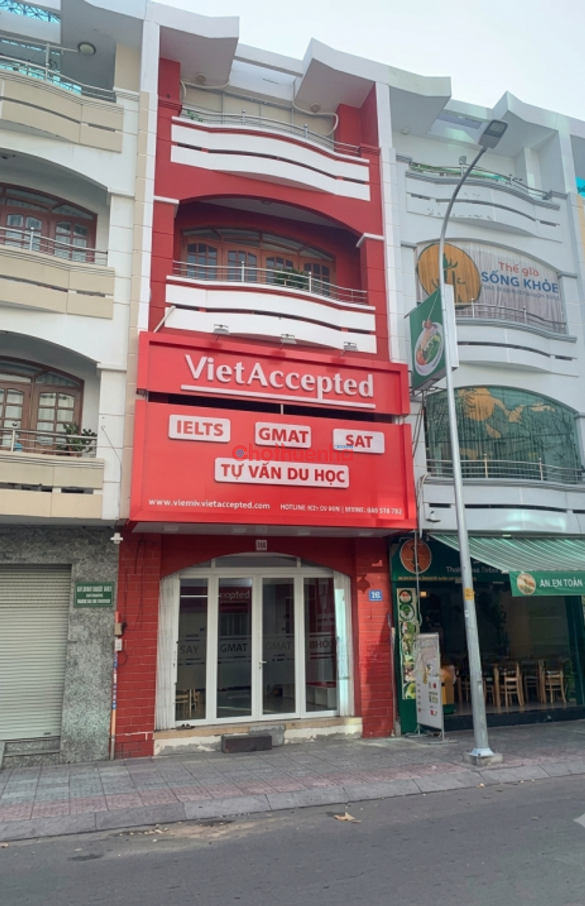CHO THUÊ NHÀ MẶT TIỀN TRẦN NHẬT DUẬT TÂN ĐỊNH Q1 - DT 5X16 3 LẦU