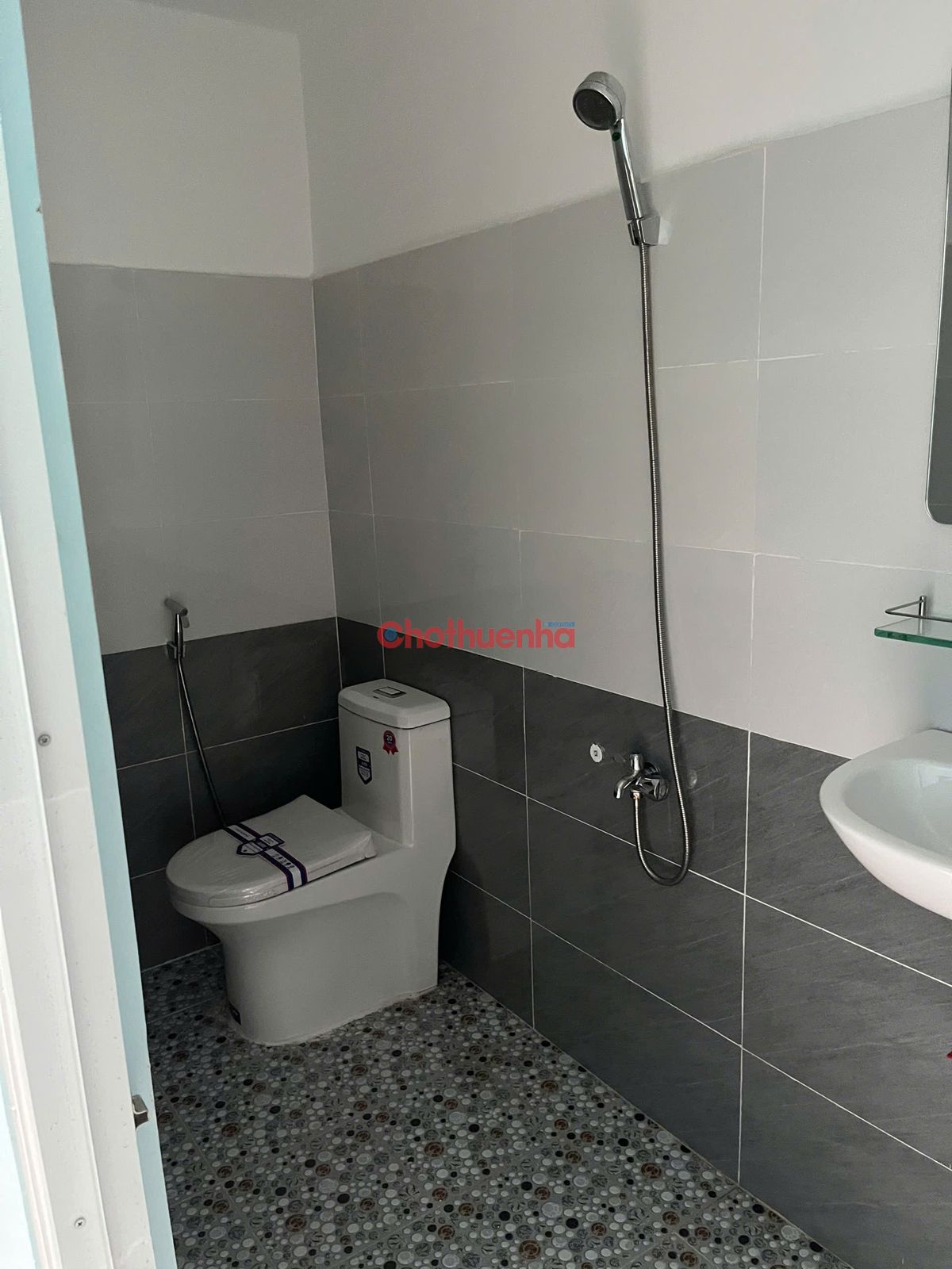 Cho thuê nhà mặt tiền Hoàng Văn Thụ, Phường 8, Phú Nhuận