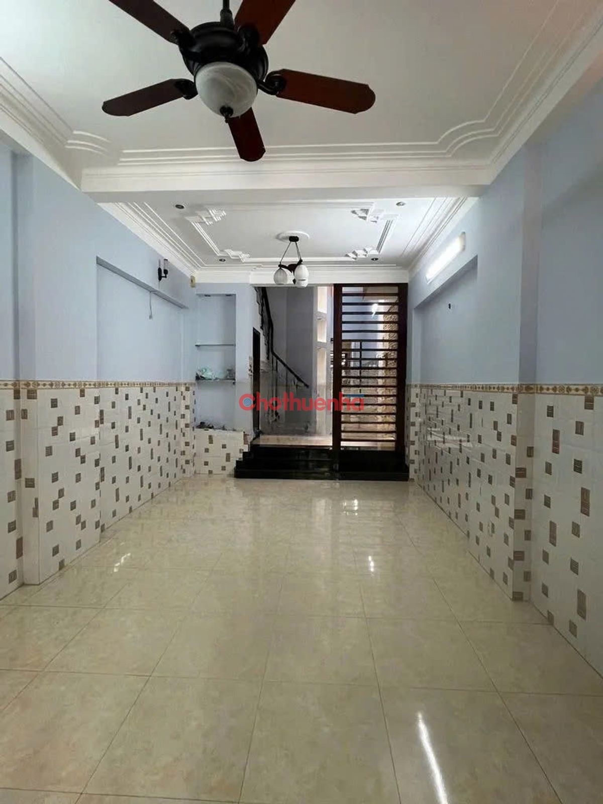 CHO THUÊ NHÀ LÊ THIỆT QUẬN TÂN PHÚ 4 PHÒNG, 3 TẦNG, GIÁ 20 TRIỆU