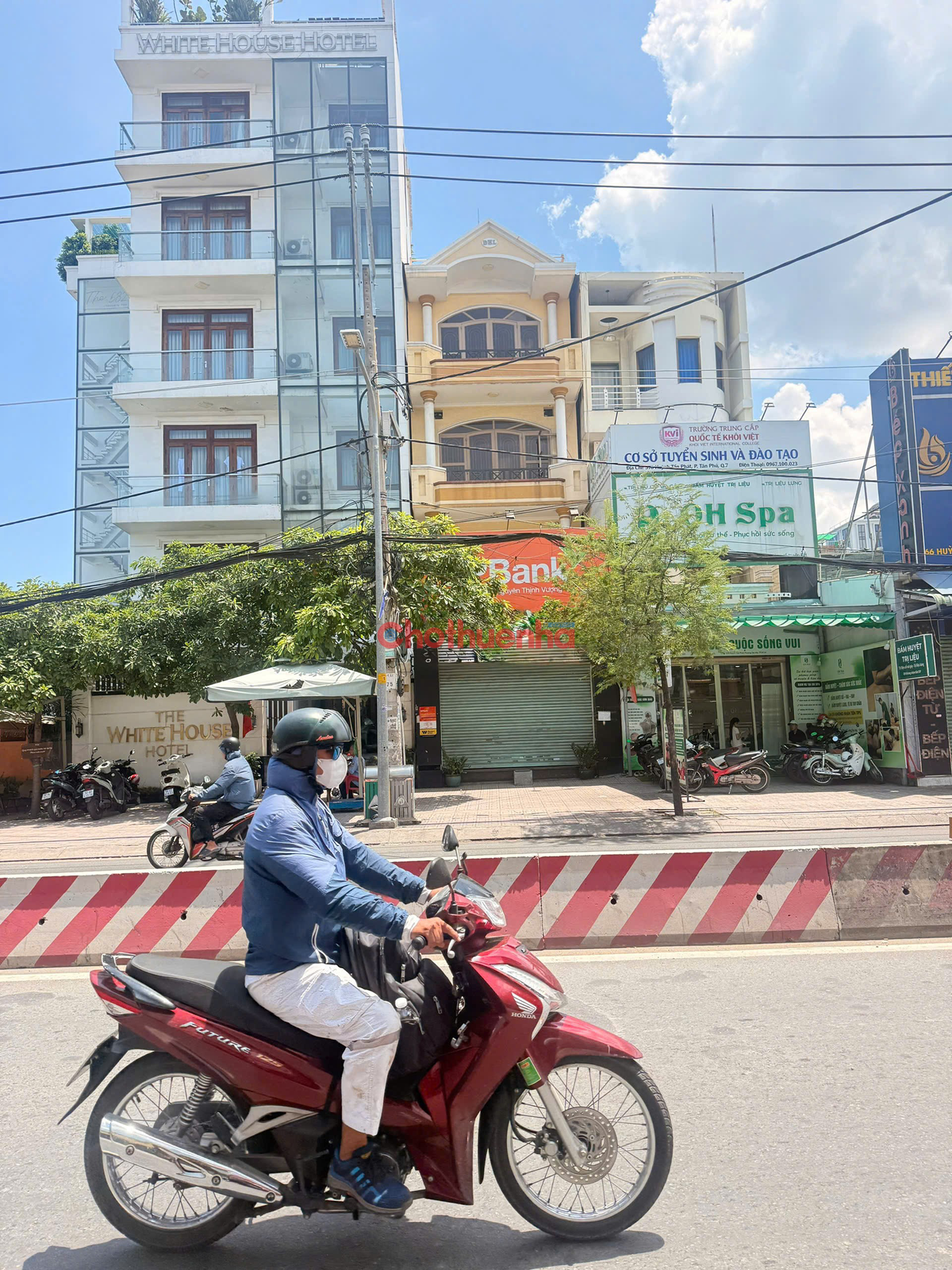 CHO THUÊ NHÀ MẶT TIỀN HUỲNH TẤN PHÁT QUẬN 7 – VỊ TRÍ PHÙ HỢP VĂN PHÒNG
