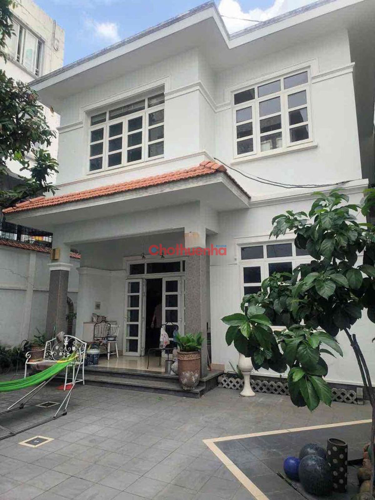  CHO THUÊ BIỆT THỰ SÂN VƯỜN NGUYỄN CẢNH DỊ, P.4, TÂN BÌNH.