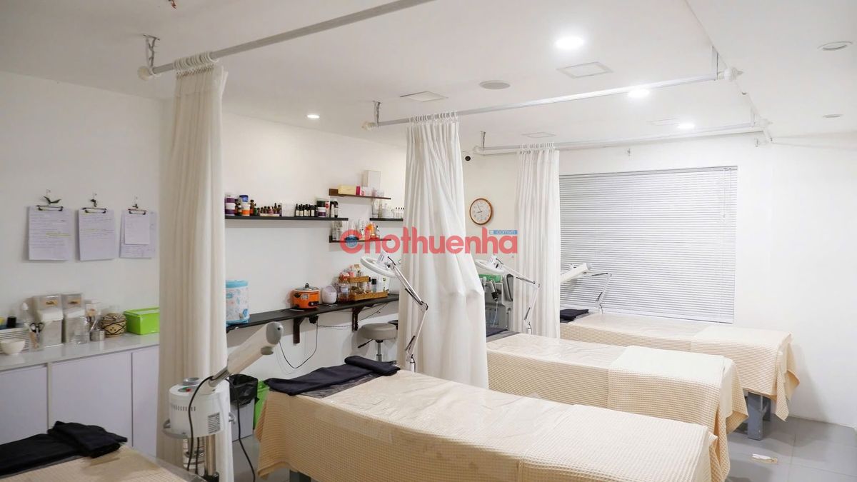 CHO THUÊ NHÀ NGUYÊN CĂN THÀNH THÁI – QUẬN 10 – TRỆT 4 LẦU