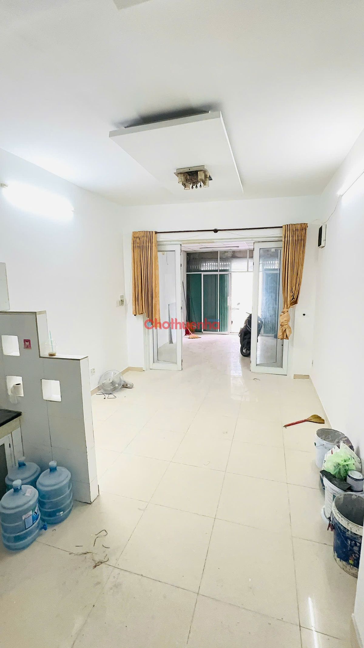 CHO THUÊ NHÀ MẶT TIỀN ĐƯỜNG ĐỒNG NAI KHU CƯ XÁ BẮC HẢI, QUẬN 10