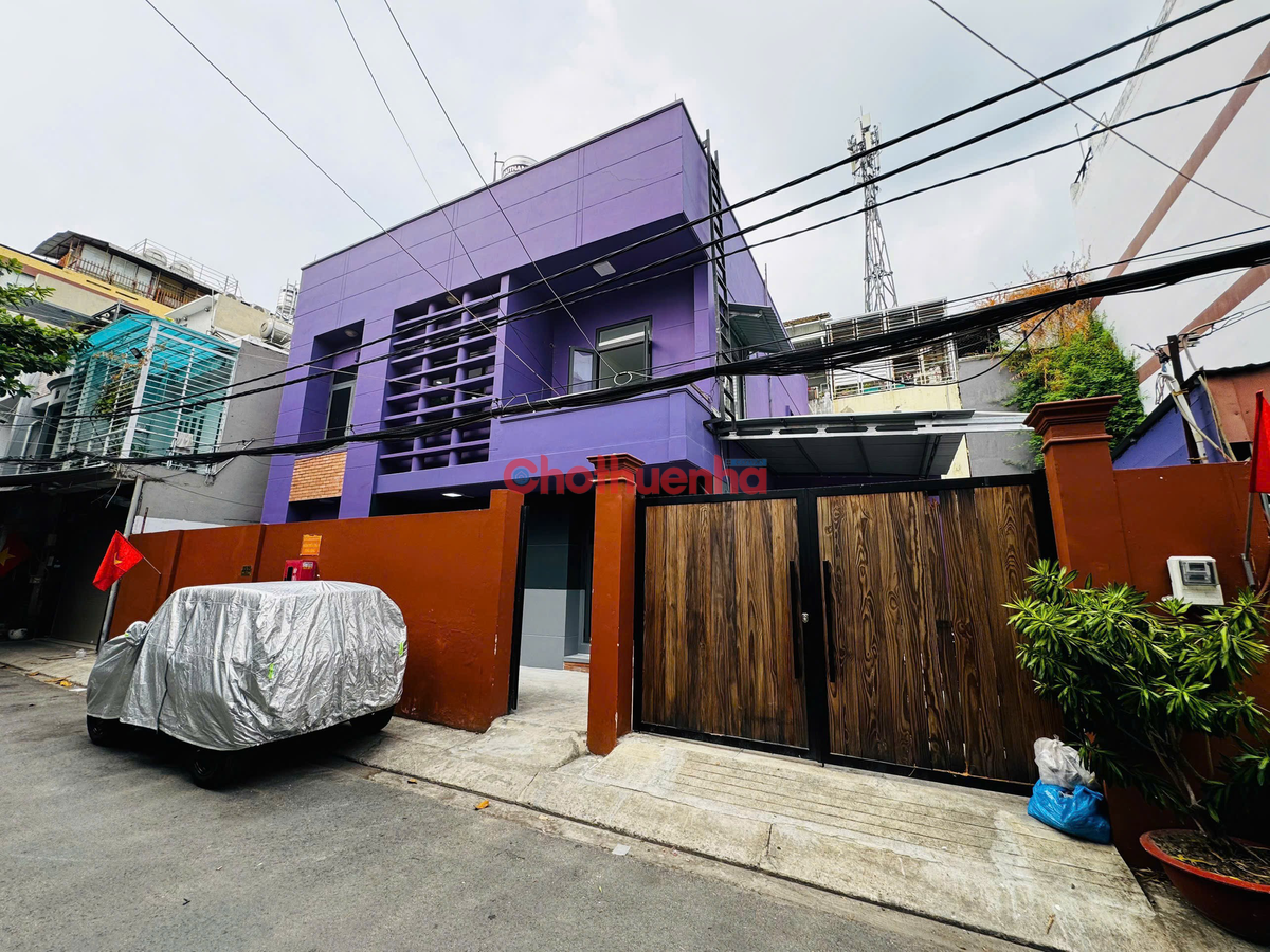 CHO THUÊ NHÀ NGUYÊN CĂN LÝ PHỤC MAN – 225M², CÓ SÂN ĐỖ Ô TÔ