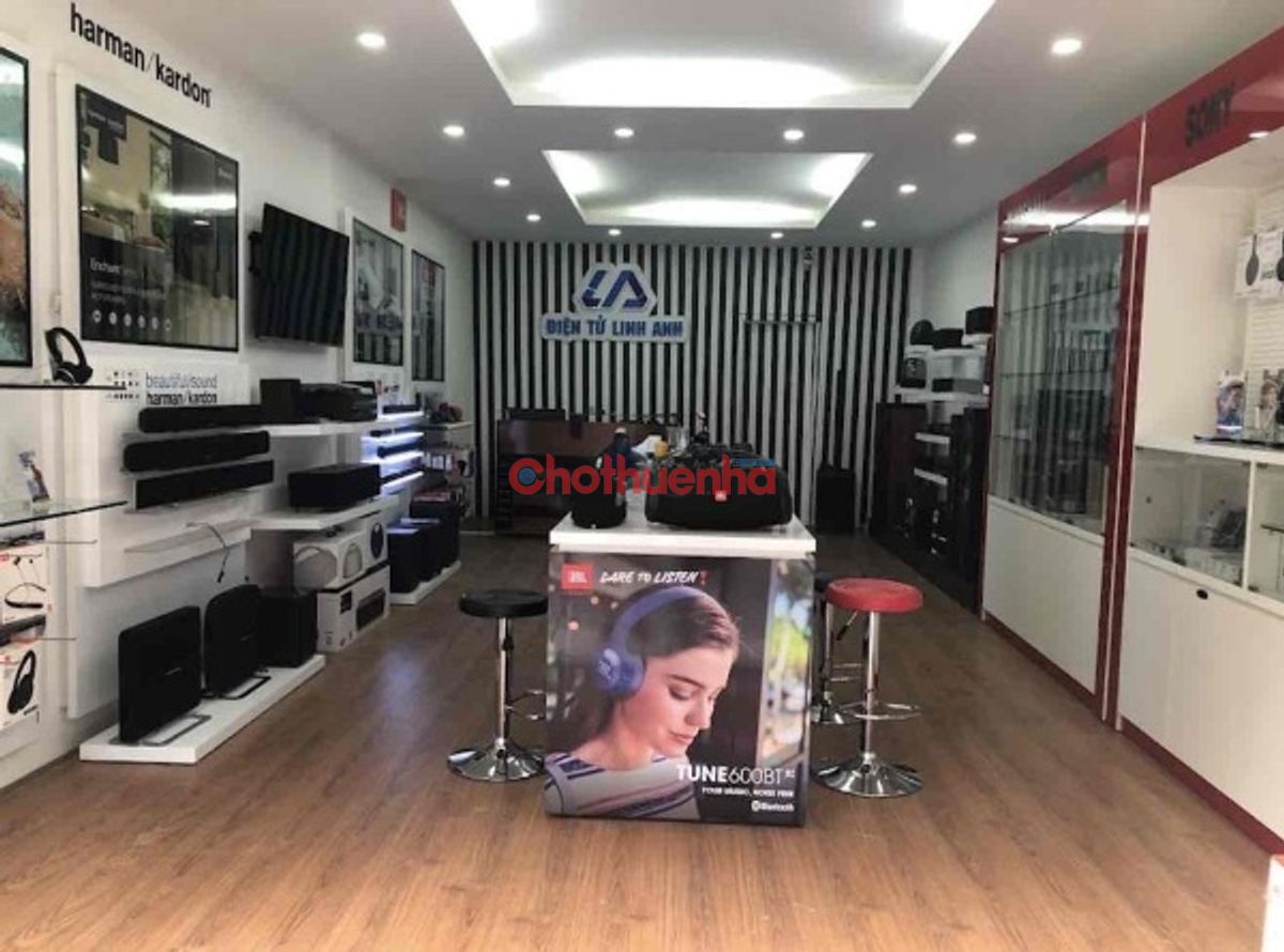 Cho thuê nhà mặt tiền đường Nguyễn Duy Dương Phường 4 Quận 10