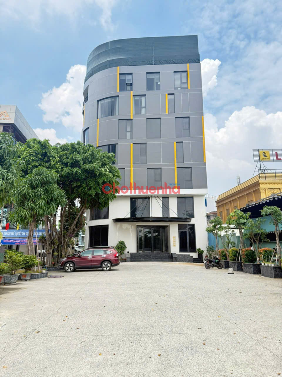CHO THUÊ SÀN VĂN PHÒNG NGUYỄN VĂN LINH QUẬN 7 – 180M²/SÀN, THUÊ LINH HOẠT