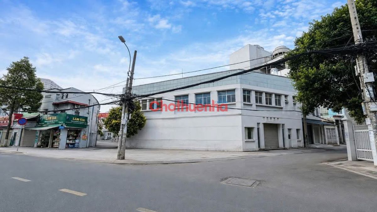 CHO THUÊ GÓC 3 MẶT TIỀN TÂN HÒA ĐÔNG – PHÚ LÂM | DIỆN TÍCH KHỦNG, TRẦN CAO 7M