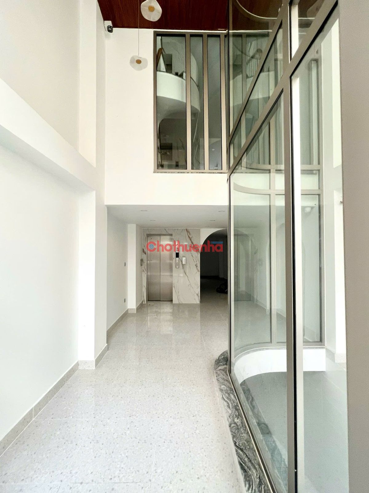 CHO THUÊ MẶT BẰNG ĐẶNG TẤT TÂN ĐỊNH QUẬN 1