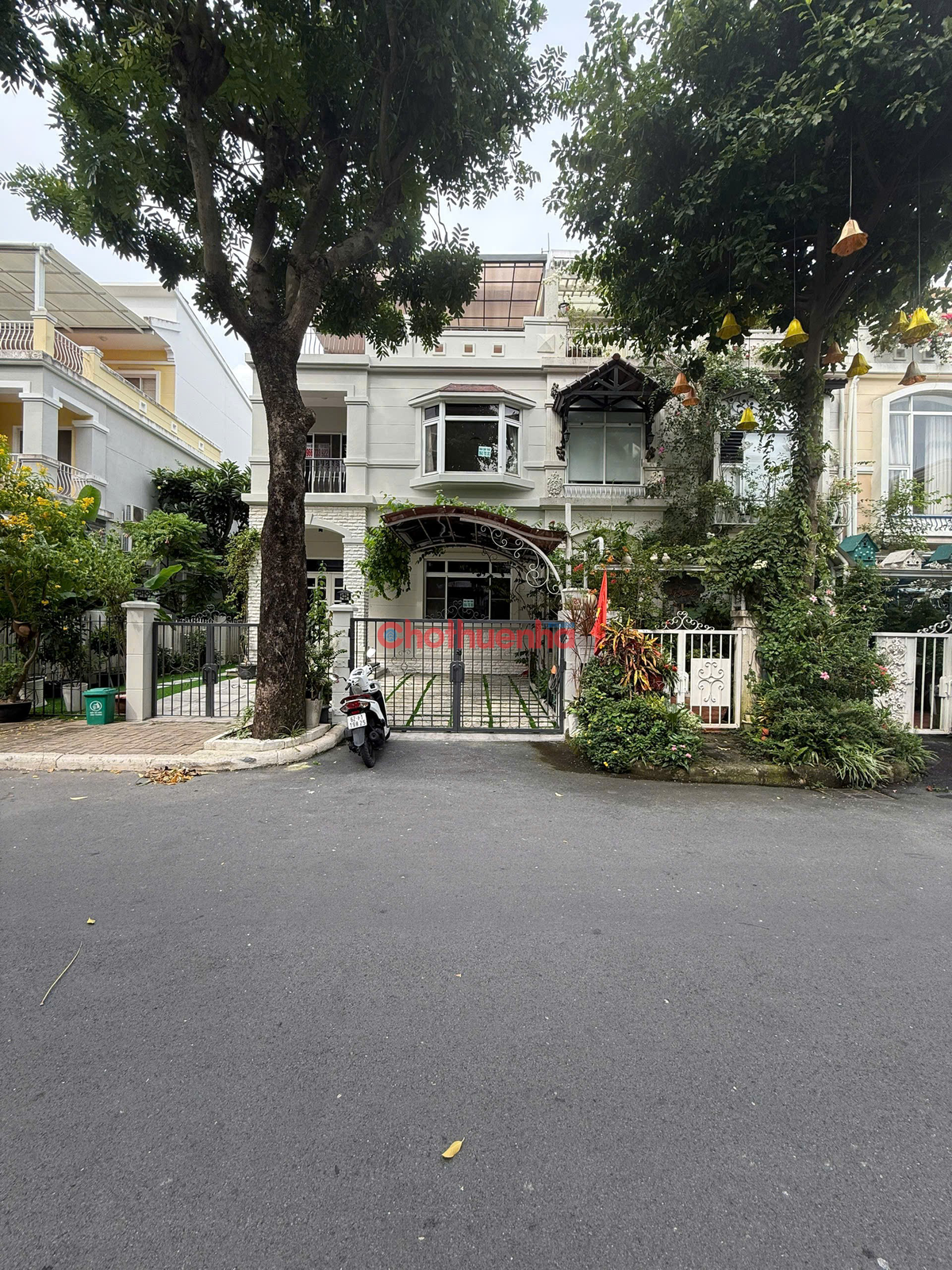 CHO THUÊ BIỆT THỰ CĂN GÓC MỸ GIANG 2A PHÚ MỸ HƯNG – 173M², SÂN VƯỜN RỘNG