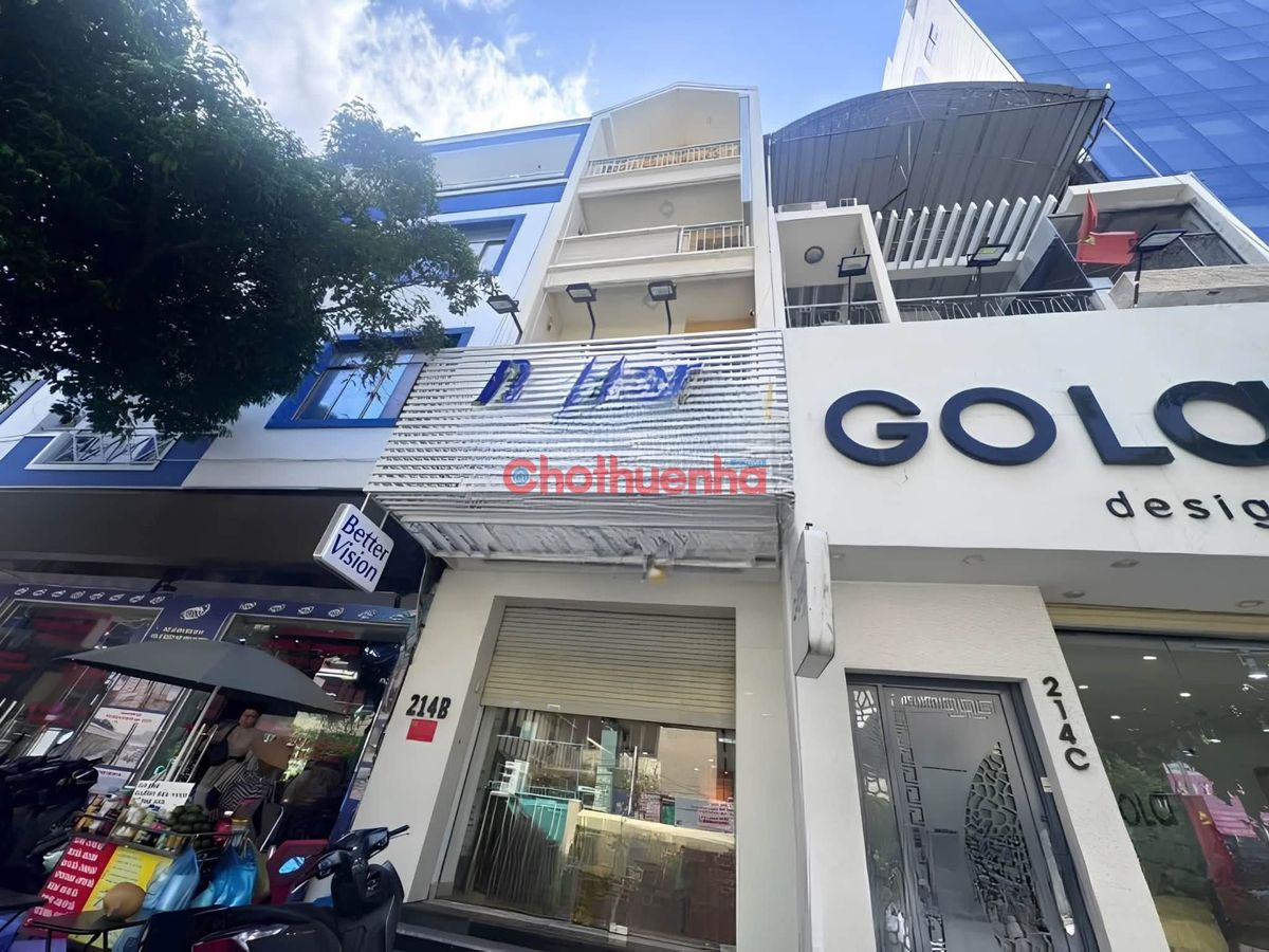 CHO THUÊ NHÀ MẶT TIỀN NGUYỄN TRÃI – QUẬN 1 - NHÀ MỚI ĐẸP
