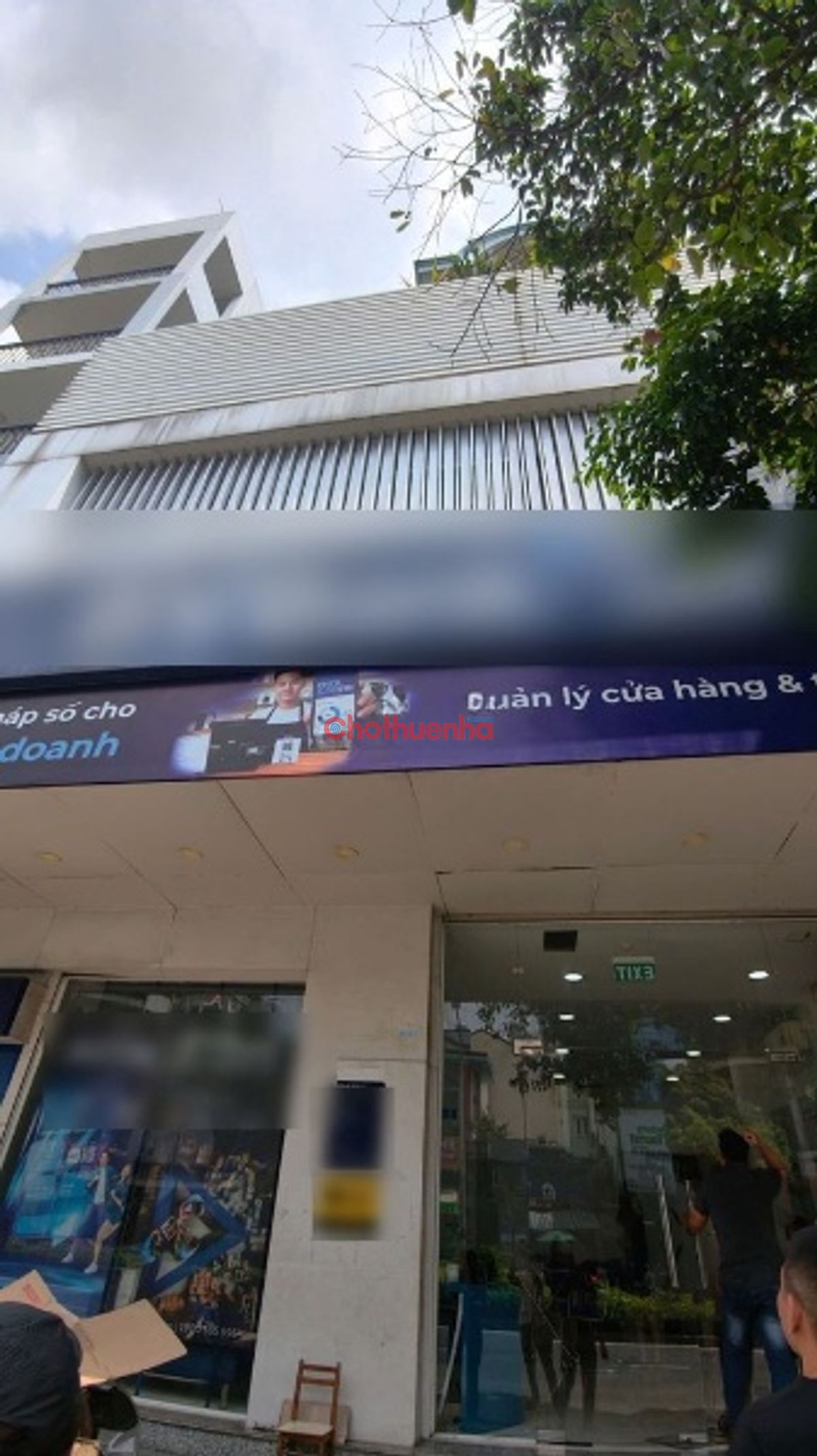 Cho thuê nhà nguyên căn tại mặt tiền đường Lạc Long Quân, Phường 5, Quận 11, DT: 9x11m
