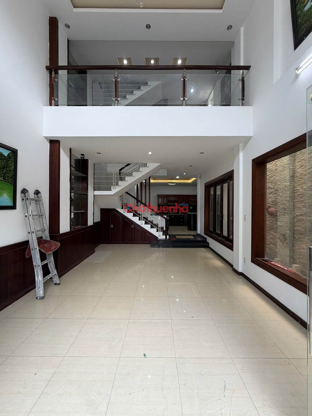 CHO THUÊ NHÀ NGUYÊN CĂN ĐƯỜNG BÙI QUANG LÀ - 5 PHÒNG NGỦ - 5.5MX18M
