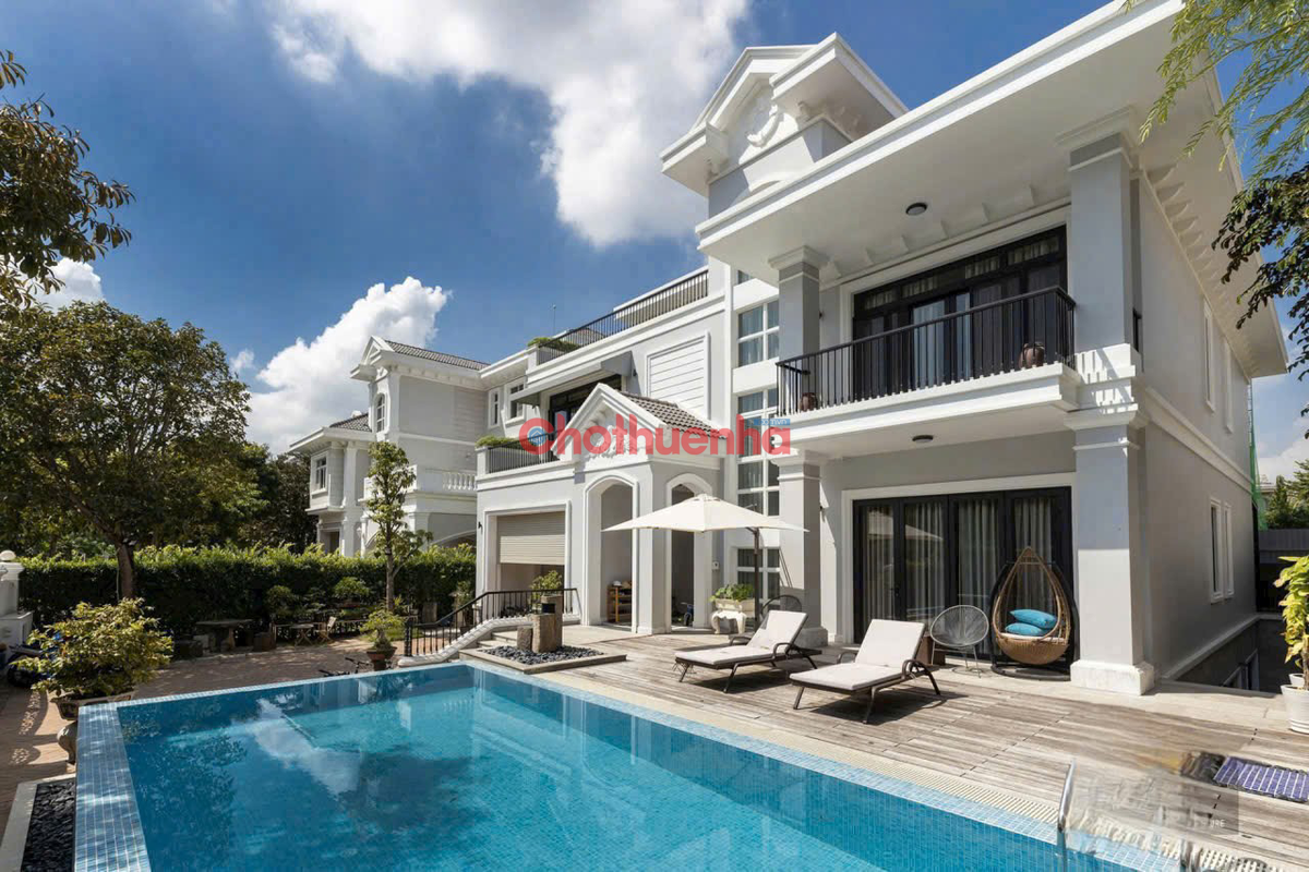 CHO THUÊ BIỆT THỰ CHATEAU PHÚ MỸ HƯNG – 583M², FULL NỘI THẤT CAO CẤP