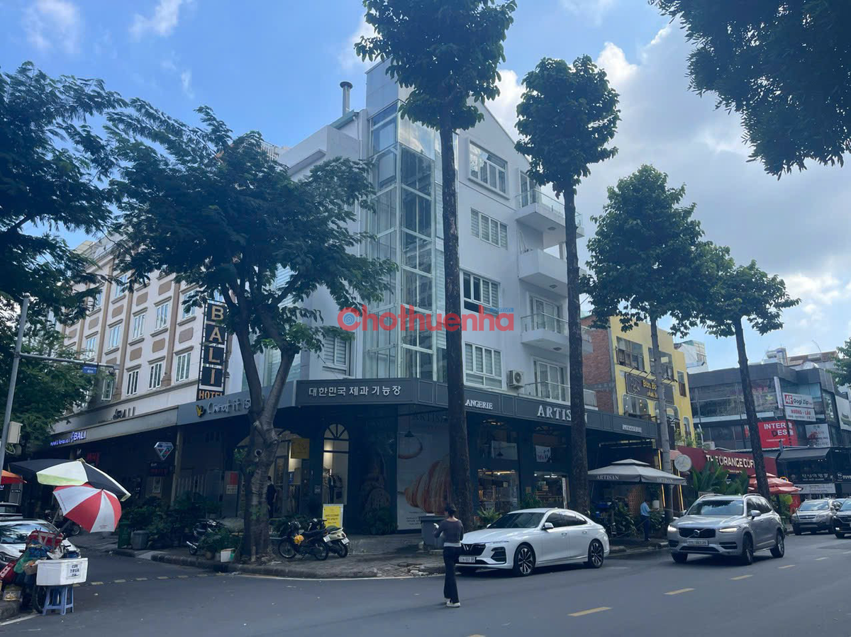 CHO THUÊ MẶT BẰNG GÓC PHẠM VĂN NGHỊ HƯNG PHƯỚC 3 – 600M² SÀN, 2 PHƯƠNG ÁN THUÊ