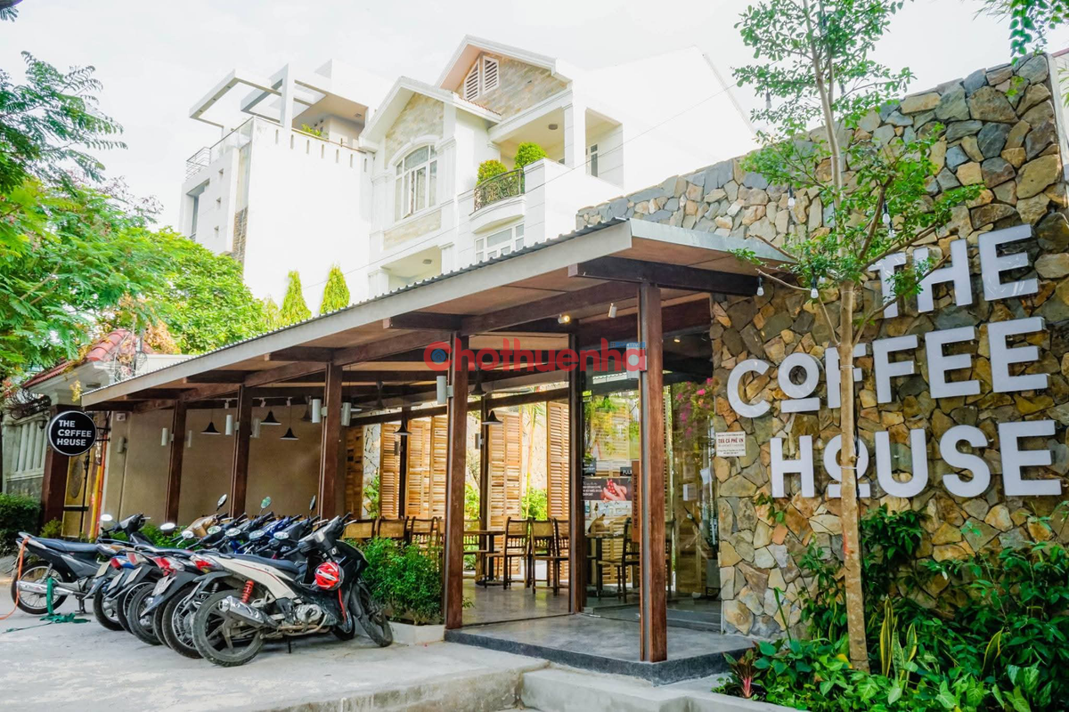 CHO THUÊ MẶT BẰNG 57 XUÂN THỦY – 900M², MẶT TIỀN PHỐ TÂY, HỢP CHUỖI F&B