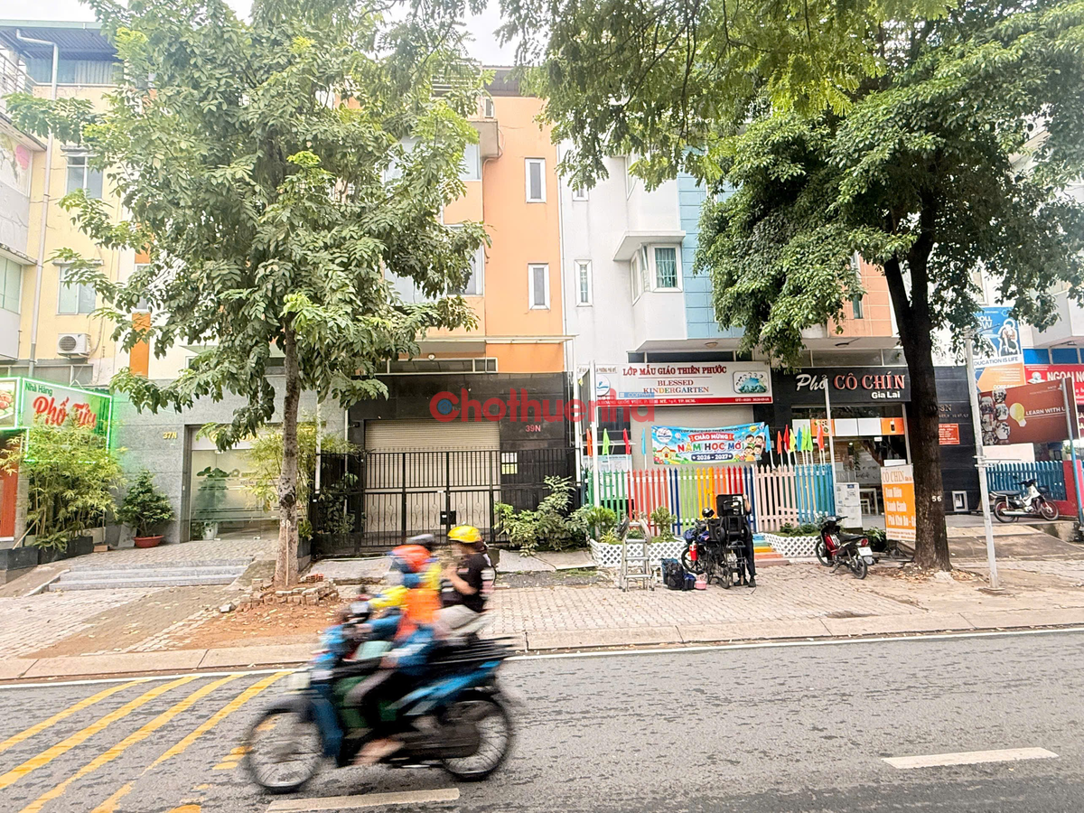 CHO THUÊ NHÀ MẶT TIỀN HOÀNG QUỐC VIỆT Q7 – 5 TẦNG, CÓ THANG MÁY, NHẬN NHÀ NGAY
