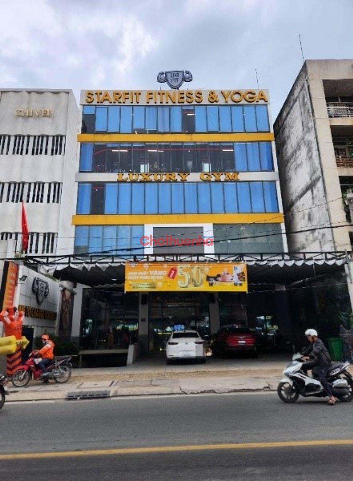 CHO THUÊ TÒA NHÀ TÔ NGỌC VÂN THỦ ĐỨC, 1 HẦM 5 LẦU, DIỆN TÍCH SÀN 1.700M², GIÁ 200 TRIỆU