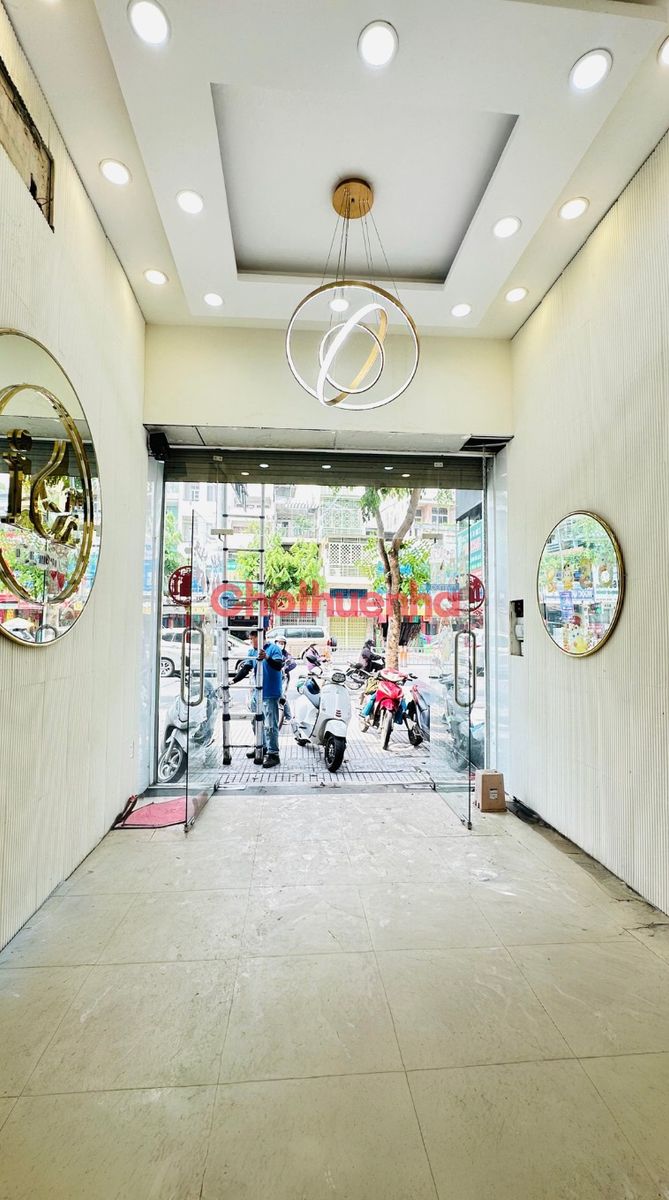 CHO THUÊ NHÀ MẶT TIỀN LÝ THÁI TỔ – QUẬN 10 - DT: 4X20M